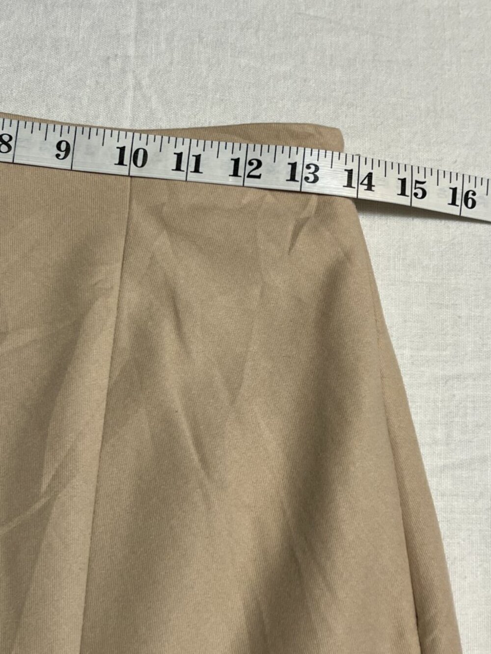 Uniqlo Flare Midi Skirt Beige A-Line High Waist Lined Size S/26" Minimalist - Picture 5 of 8